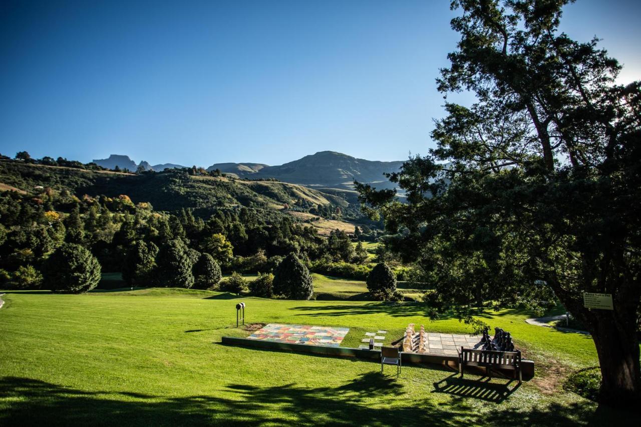 Drakensberg Sun Resort Cathkin Park 외부 사진