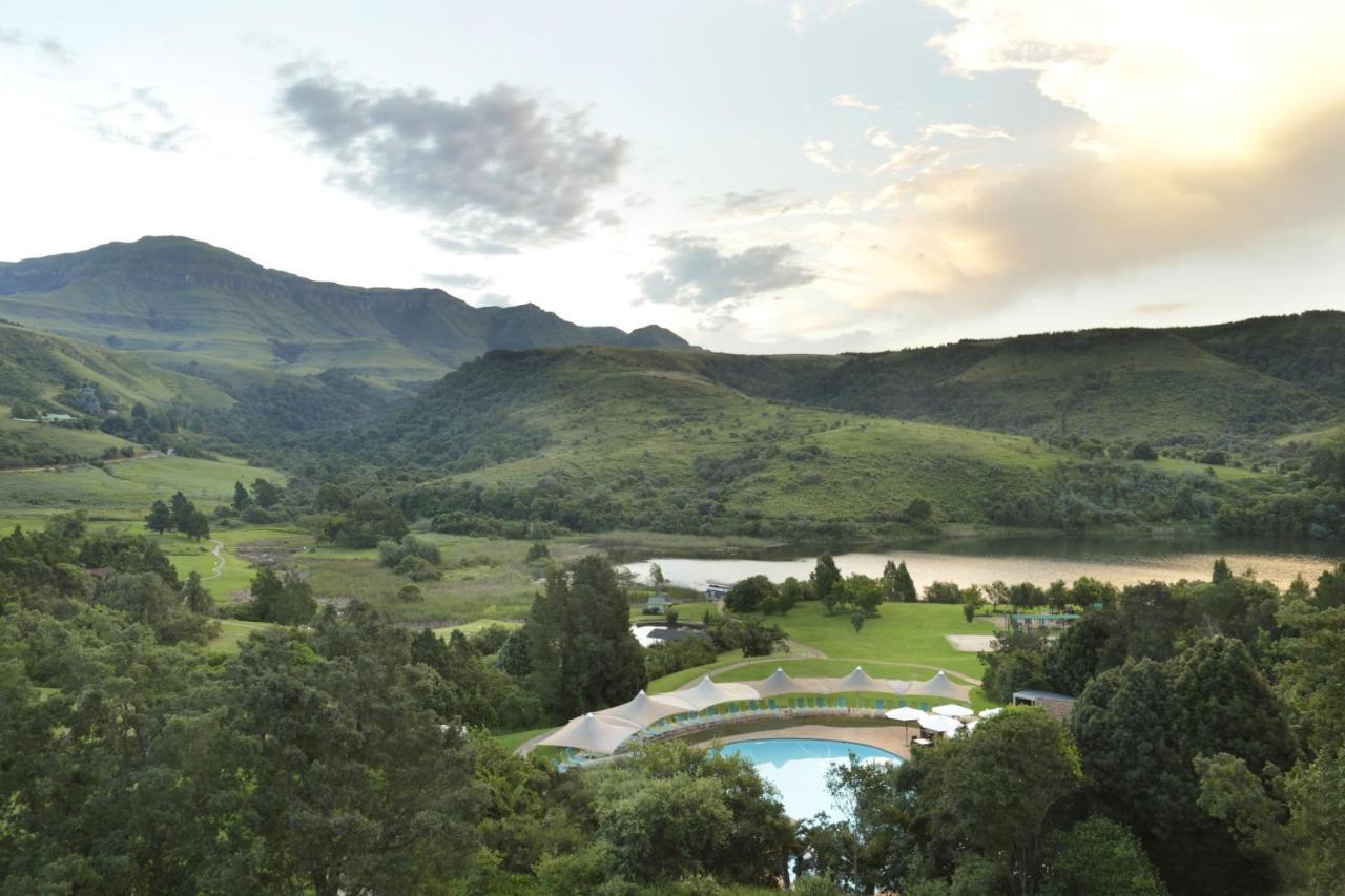 Drakensberg Sun Resort Cathkin Park 외부 사진