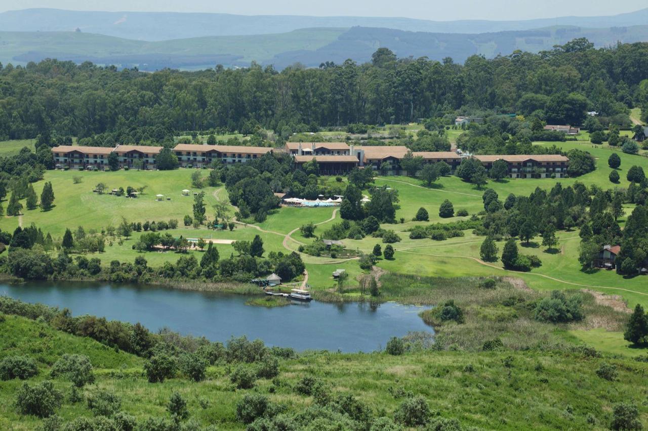 Drakensberg Sun Resort Cathkin Park 외부 사진