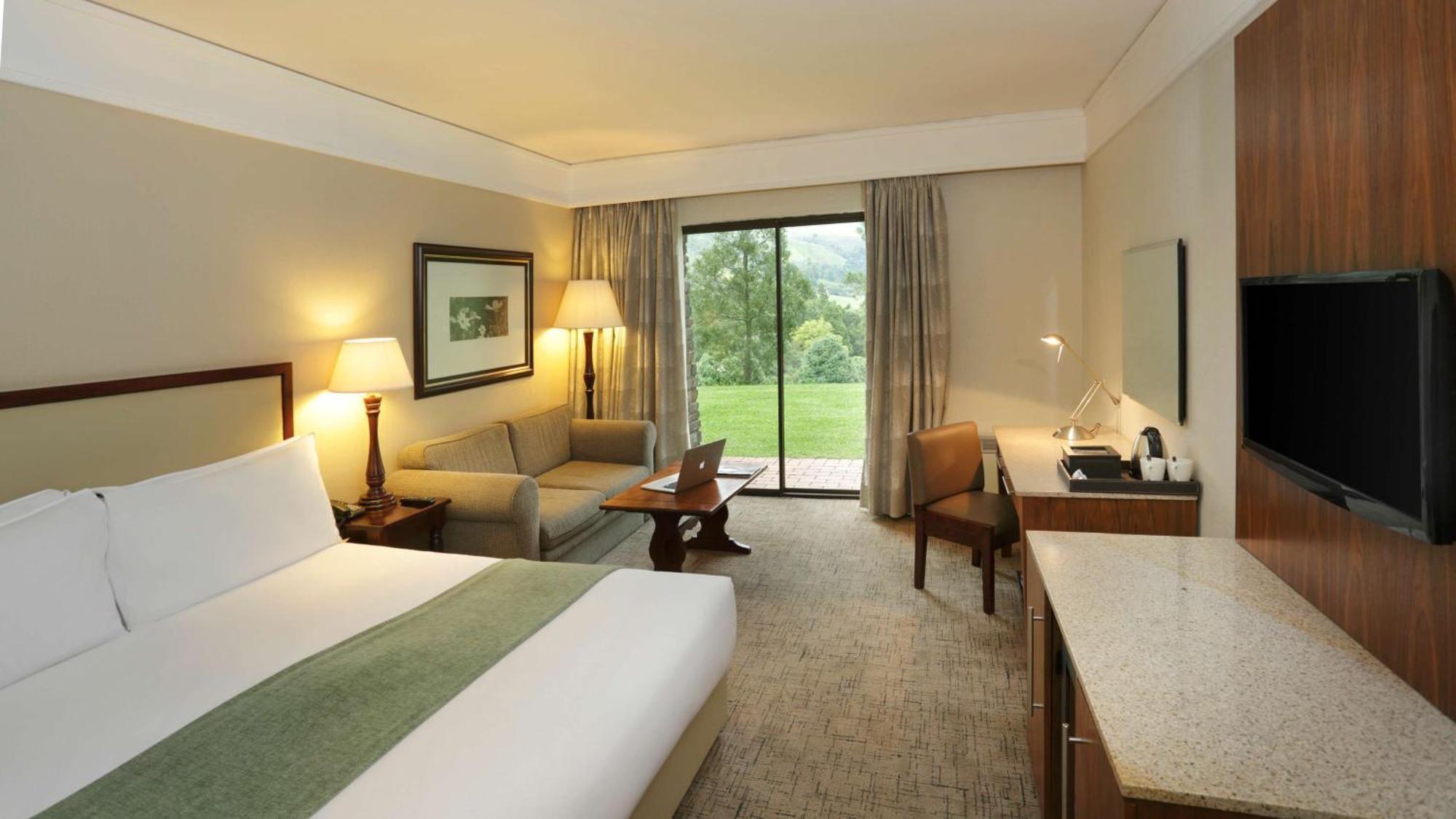 Drakensberg Sun Resort Cathkin Park 외부 사진
