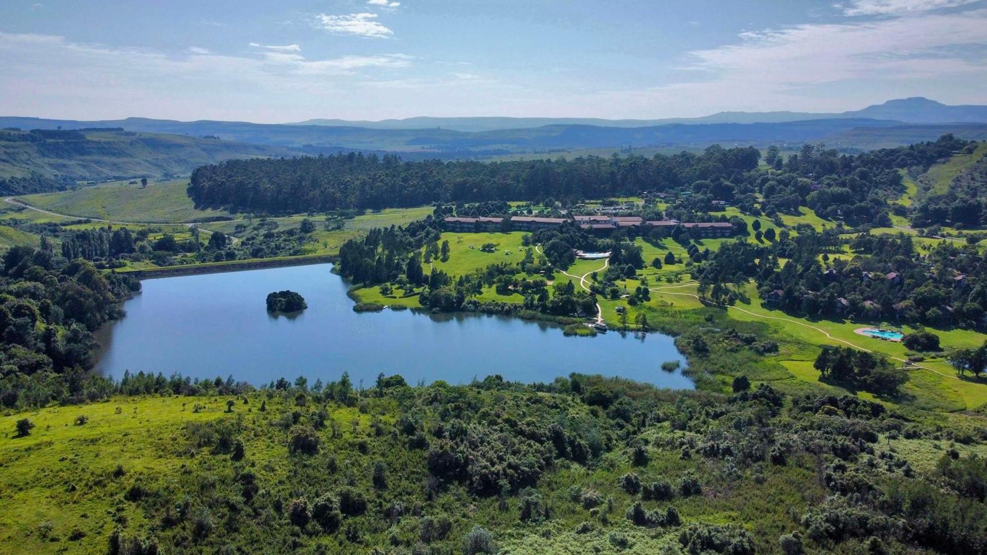 Drakensberg Sun Resort Cathkin Park 외부 사진
