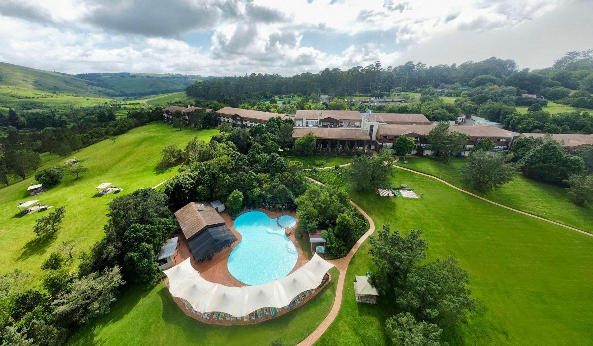 Drakensberg Sun Resort Cathkin Park 외부 사진